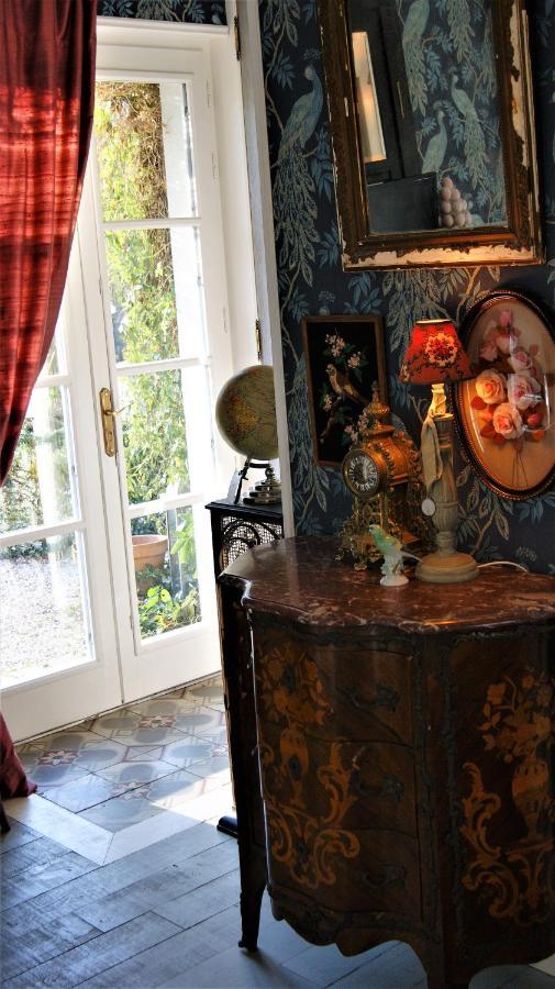 Bed and Breakfast Un Parfum de Violette Fourneville Exterior foto